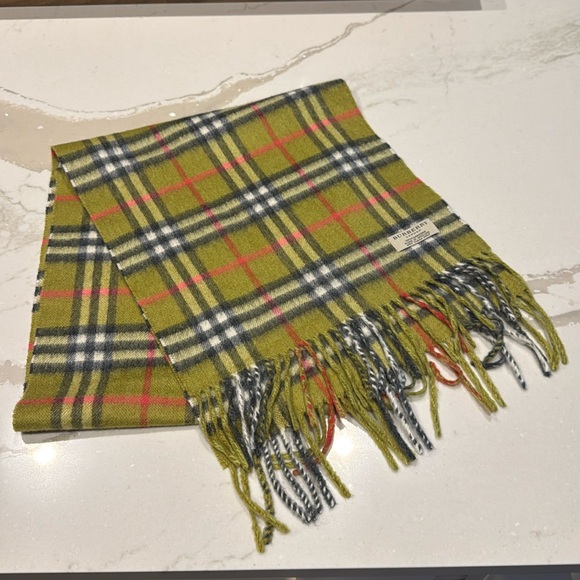 Vintage Burberry Cashmere Scarf - Picture 1 of 3